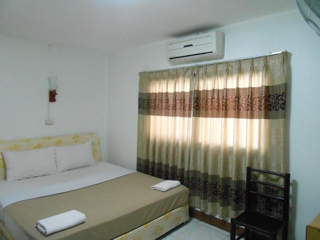Mixok Guesthouse Vientiane Room photo